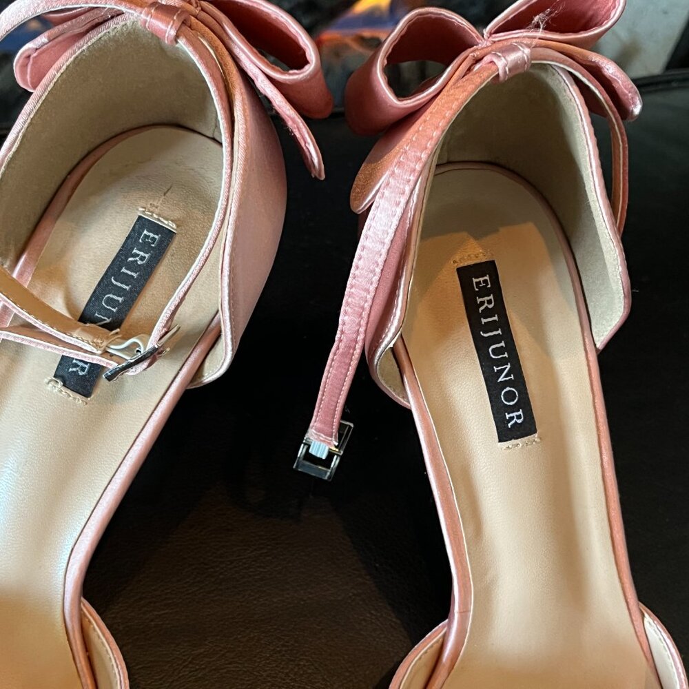 shoes - Picture 2 of 4